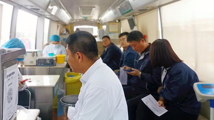 沈陽航空產(chǎn)業(yè)集團(tuán)組織員工開展“獻(xiàn)熱血、踐初心”無償獻(xiàn)血活動(dòng)